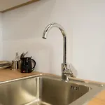 Arberon Seaside Apartments In Durres アパート ドゥラス